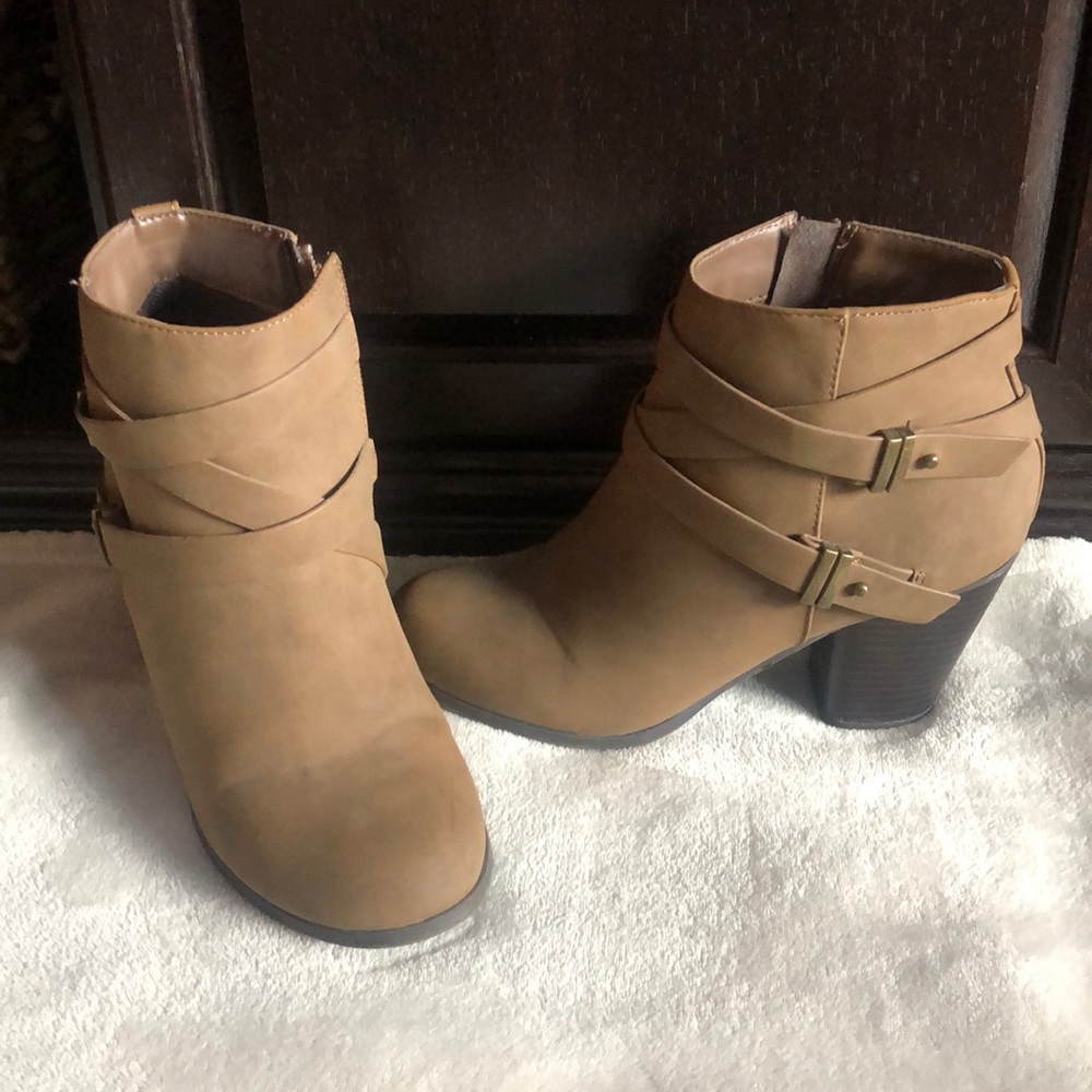 Tan/light brown booties